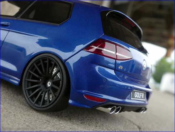 1:18 VW Golf VII 7 R 2014 Lapiz- Blau / Blue Edition +OVP